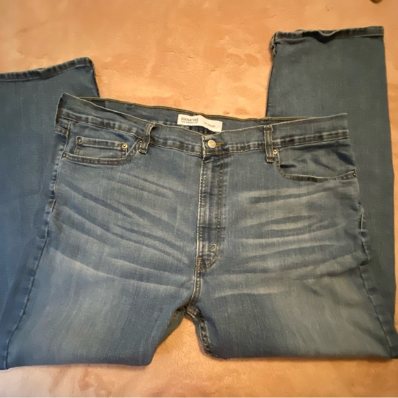 Mens Levi’s Signature Series Jeans sz 42/30 - Picture 3 of 5